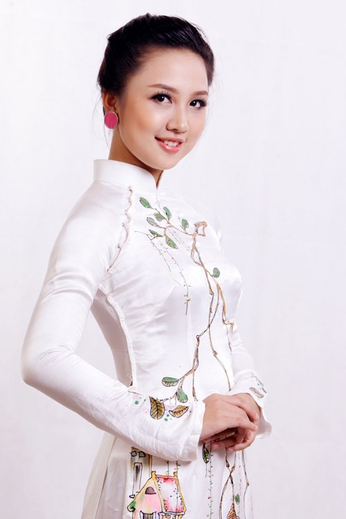 Lê Bảo Ngọc cũng là một trong những gương mặt nổi bật tại cuộc thi Missteen 2010